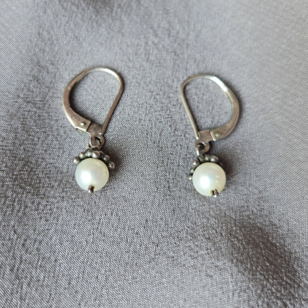 ( Banana Republic ) Sterling Silver & Faux Pearl Drop Earrings